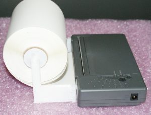Abbildung 2: Der Rollenhalter für den Thermodrucker ist mit einem 3-D-Drucker entstanden (hier die Seitenansicht).