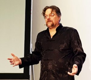 Abbildung 1: Marcus J. Ranum w&auml;hrend seines Vortrags.