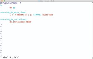 Abbildung 5: Die &raquo;rules&laquo;-Datei ist ein Makefile. Wer einzelne Direktiven von Debhelper &uuml;berschreiben will, tut das per &raquo;dh_override&laquo;-Target.