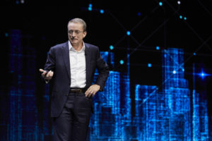 <a href="#artRef-f1">Abbildung 1</a>: Unter CEO Pat Gelsinger setzt VMware unter anderem auf Kubernetes und kauft fleißig ein. Quelle: VMware 2019