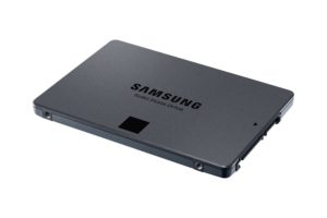 Mit der SATA-SSD 870 QVO hat Samsung Electronics seine erste Consumer SSD mit einer Speicherkapazität von 8 Terabyte (TB) vorgestellt.