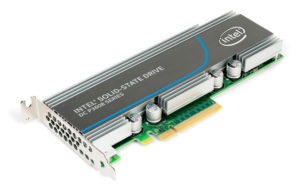 Abbildung 4: Extrem schnell arbeiten NVMe-Geräte wie Intels "Optane"-Serie, für den massenhaften Einsatz sind sie allerdings zu teuer. Quelle: Intel