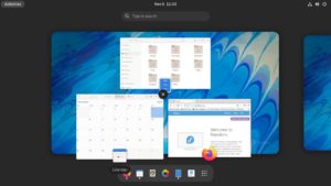 Abbildung 2: Die Fedora 35 Workstation setzt auf die Desktop-Umgebung Gnome 41.