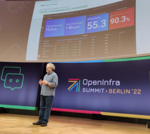 Abbildung 2: Stuart Grace von der BBC zeigte Dashboards für den CO<sub>2</sub>-Ausstoß. Quelle: Linux-Magazin