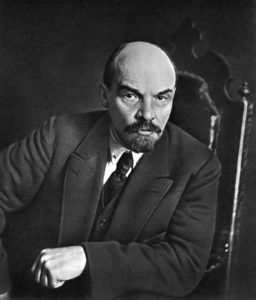 Abbildung 1: Obwohl Lenin den ber&uuml;hmten Satz vom Vertrauen nie gesagt hat, ist das Prinzip unter Sicherheitsexperten wieder stark en vogue. Quelle: Wiktor Karlowitsch Bulla, Biblioth&egrave;que nationale de France