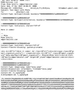 Abbildung 4: Die E-Mail transportiert das Foto kodiert als Text.