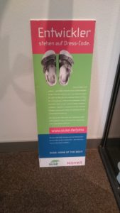 Abbildung 2: Mit steifen Anz&uuml;gen und Lackschuhen aus dem klassischen Manager-Kleiderschrank konnte man bei Suse lange nichts anfangen.