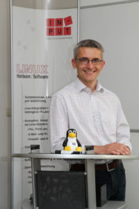 Abbildung 2: Stefan Michael G&uuml;nther, Gesch&auml;ftsf&uuml;hrer der in-put &ndash; Das Linux-Systemhaus GmbH. Quelle: in-put GmbH
