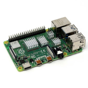 Abbildung 1: Ein Raspberry Pi 4 bietet genug Leistung für das Auslesen von CAN-Daten per Can Hat, doch ist dafür auch ein besonderes Gehäuse nötig. Quelle: Raspberry Pi