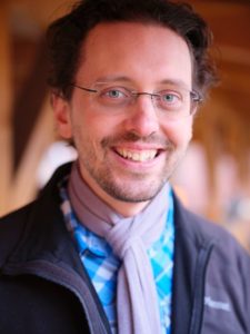 Abbildung 1: Christian Nähle. Der Verwaltungsfachwirt ist Geschäftsführer (und Mitgründer) von Do-FOSS, als Projektleiter der Stadtverwaltung tätig und regelmäßiger Gast in Podcasts. Quelle: Christian Nähle