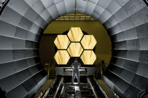 Abbildung 5: Das James Webb Space Telescope gilt als das erste wegweisende Teleskop des neuen Jahrtausends und setzt ebenfalls auf Open Source Technologien.