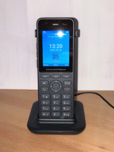 Abbildung 2: Das Wi-Fi-VoIP-Telefon Grandstream WP826 umgeht die Nachteile von DECT und bietet eine Vielzahl an Einstellungsm&ouml;glichkeiten.