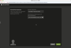 Abbildung 5: Mit Liebe zum Detail hat Univention die grafische Oberfläche von UCS neu gestaltet, hier im Dark Mode. Details fallen ins Auge, etwa die eingebaute Bildschirmtastatur, falls man eine Installation remote ausführt.