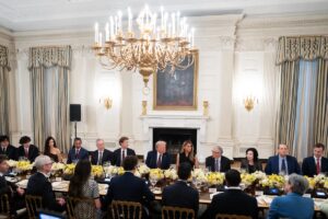 Abbildung 1: Damals noch heile IT-Welt – die Konzernbosse zu Gast beim US-Präsidenten. Quelle: The White House