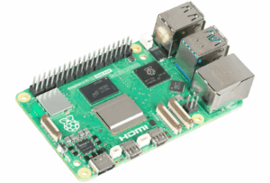 Am Formfaktor hat Raspberry Pi beim 5er-Modell mit 1 GByte RAM nichts geändert.